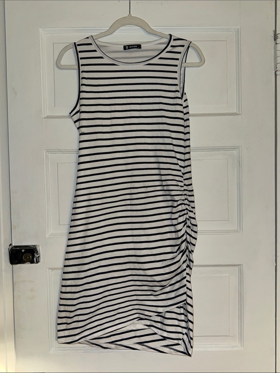 BTFBM Dresses & Skirts - 2 for $12 🎉 BTFBM Striped Sleeveless Midi Dress